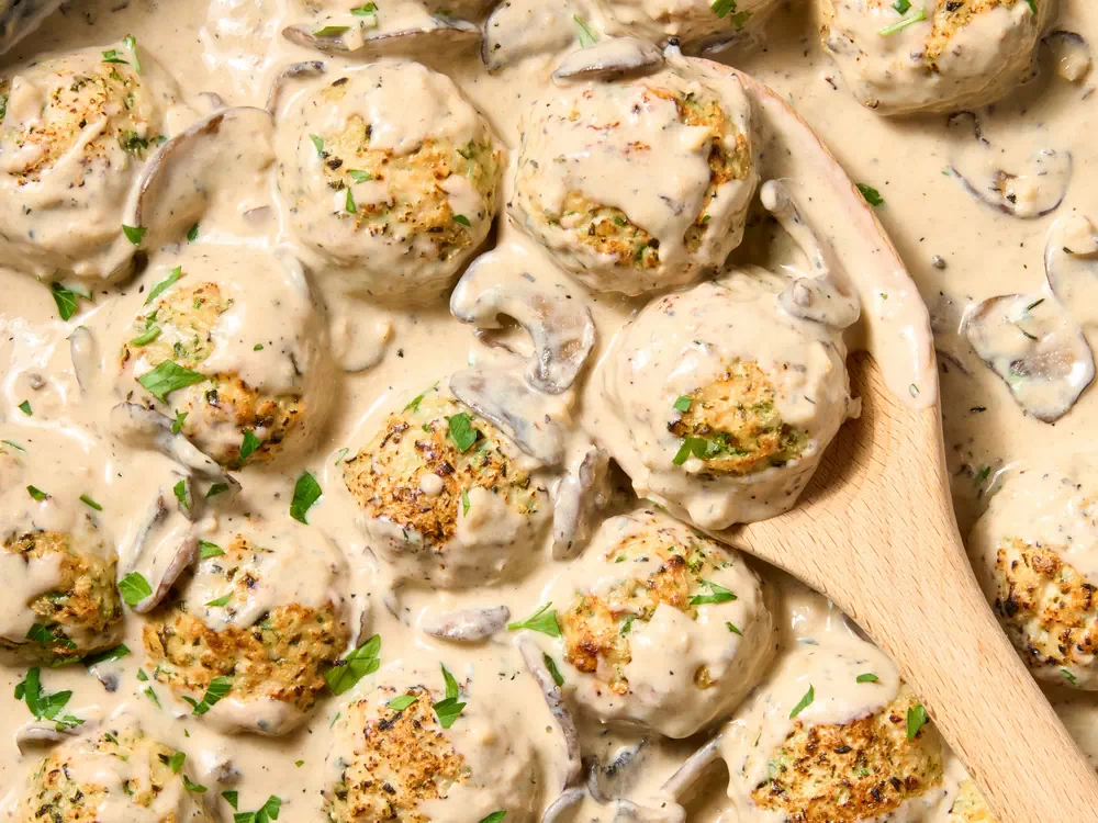 طرز تهیه کوفته قارچ و مرغ خانگی با فیلم آموزشی