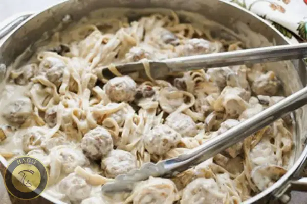 طرز تهیه پاستای نواری با قارچ و گوشت قلقلی- طرز تهیه فتوچینی