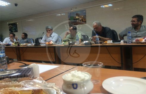 جلسه توزیع‌ کنندگان قارچ و تولیدکنندگان در 28 اردیبهشت