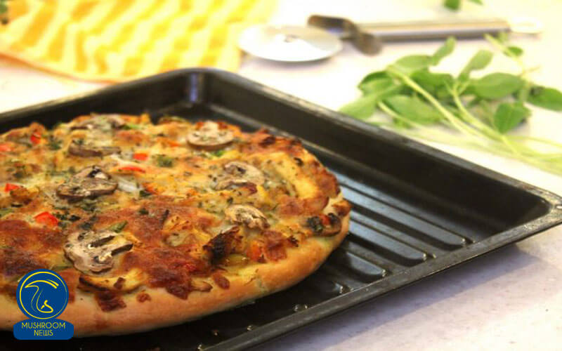 آموزش آشپزی با قارچ - طرز تهیه پیتزا مرغ و قارچ یا پیتزا چیکن