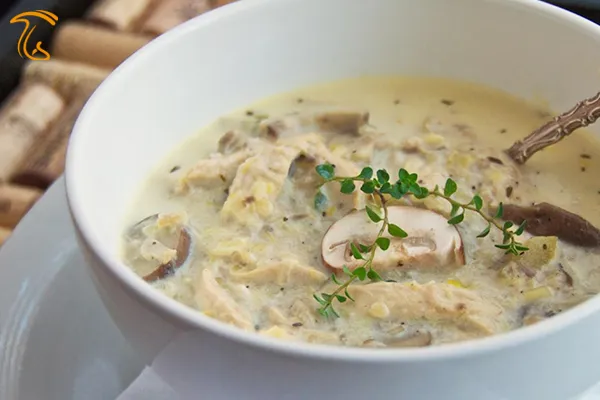 آموزش آشپزی با قارچ - دستور پخت سوپ مرغ و قارچ