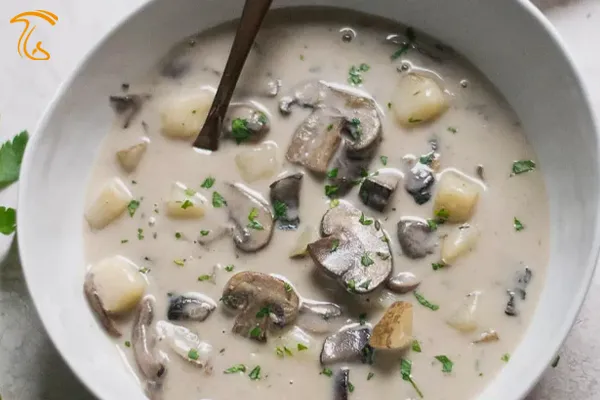 نحوه پخت سوپ سیب زمینی و قارچ