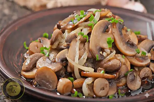 غذای گیاهی - خوراک قارچ و پیاز طرز تهیه قارچ سرخ شده با پیاز