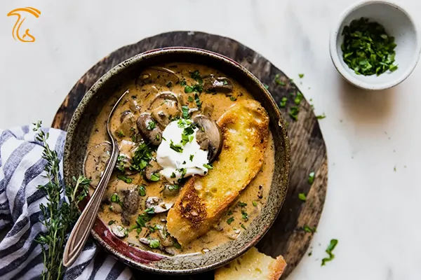 سوپ‌قارچ مجارستانی