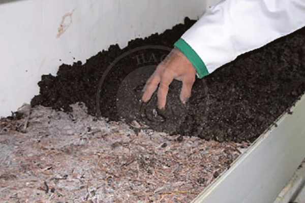 استفاده از ورمی کمپوست در تولید خاک پوششی