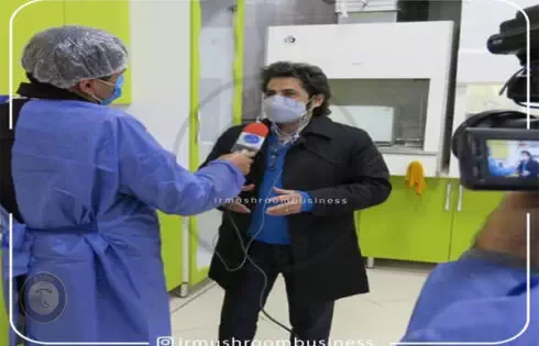 عکس مربوط به بازدید استان‌دار قزوین جناب دکتر جمالی‌پور و همراهان از مجموعه قارچ سحر