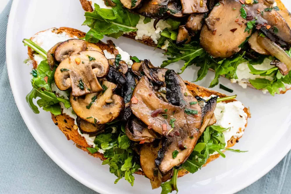 طرز تهیه تست سبزیجات و قارچ