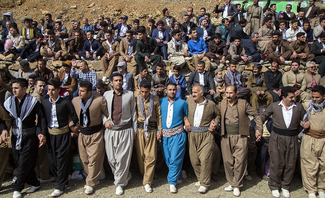 بهره برداری از ۳۹۷ پروژه به مناسب دهه مبارک فجر در استان کردستان