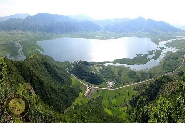 دریاچه زریبار کردستان