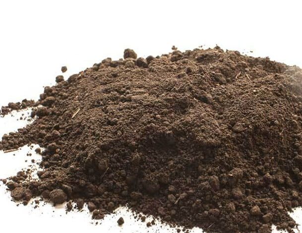 رطوبت مناسب خاک پوششی در هوادهی کمپوست های فعال