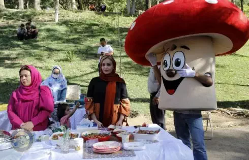 عکس از مقاله جشنواره بین‌المللی آشپزی قارچ ۲۰۱۴ - جشنواره غذای سالم گرفته شده است.