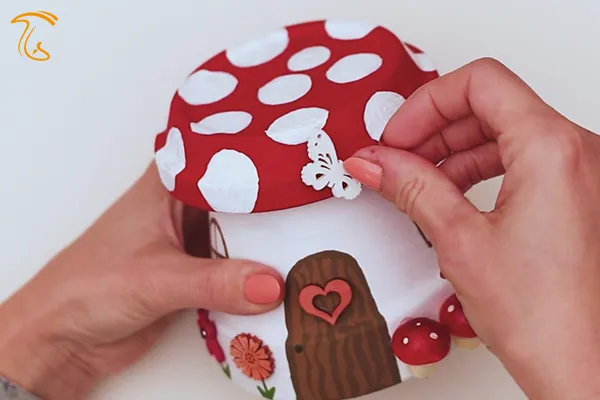 تزئین کاردستی خانه قارچی