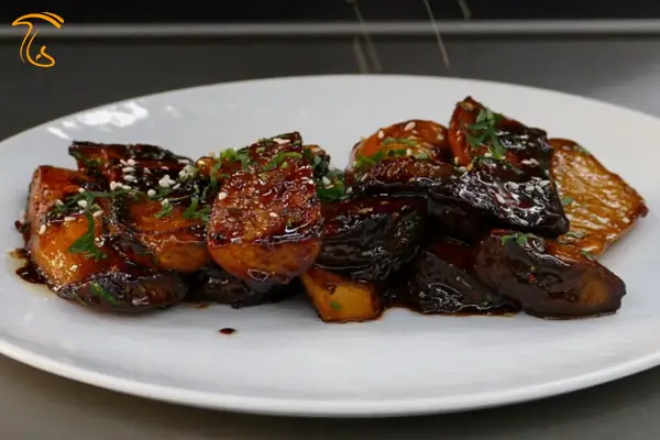 خوراک قارچ شاه صدف با سس کره سویا