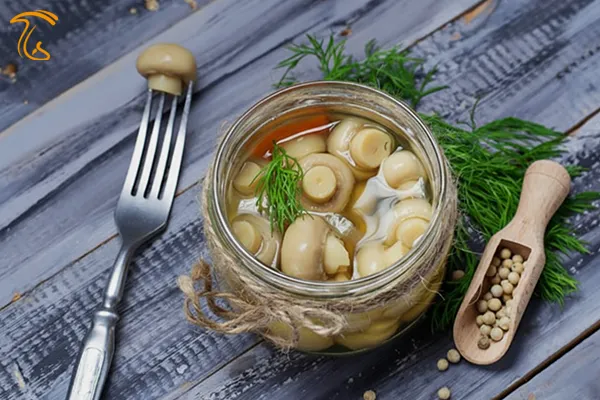 شور قارچ محبوترین مخلفات غذا