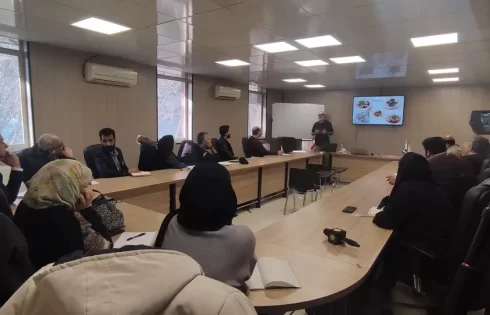 برگزاری دوره آموزشی پرورش قارچ جهاد دانشگاهی با تدریس مهندس میرزاده (مدیر تولید قارچ ملارد)
