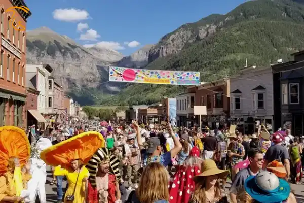 برگزاری جشن ها و فستیوال های مختلف در ماه ملی قارچ