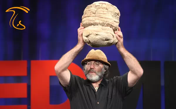 پاول استامتس در سخنرانی TED