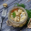 شور قارچ محبوترین مخلفات غذا