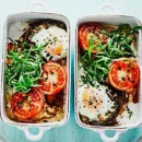 آموزش آشپزی: تخم مرغ با قارچ و گوجه