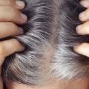 چه غذاهایی باعث تبدیل مو سفید به سیاه می شوند؟
