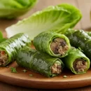 دلمه کلم چینی و قارچ یا دلمه کاهو چینی و قارچ
