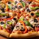 طرز تهیه پیتزا مخلوط قارچ و پنیر