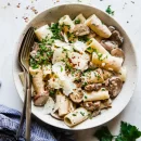 پاستا ریگاتونی با سس قارچ مخصوص