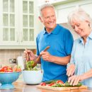 مواد غذایی لازم برای افراد میانسال